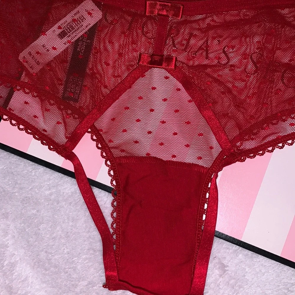 NEW WITH TAGS -TWO VICTORIA SECRET CHEEKY‎ PANTY